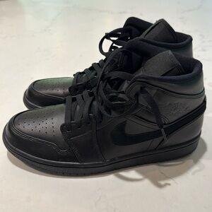 Nike Air Jordan Mid All Black